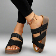 Irma™ | Geflochtene Plateausandalen mit orthopädischem Komfort