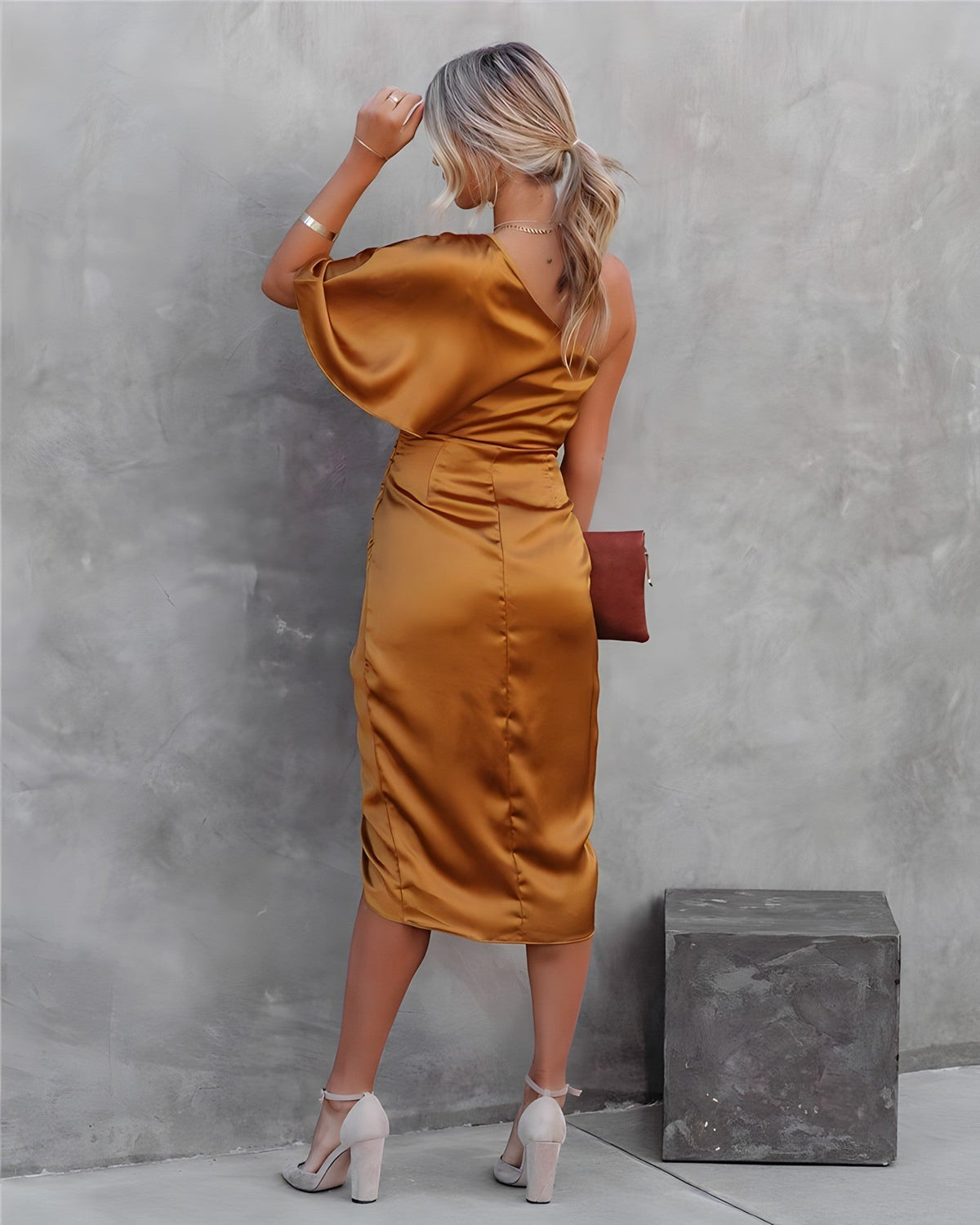 GABRIELA | ELEGANTES MIDIKLEID