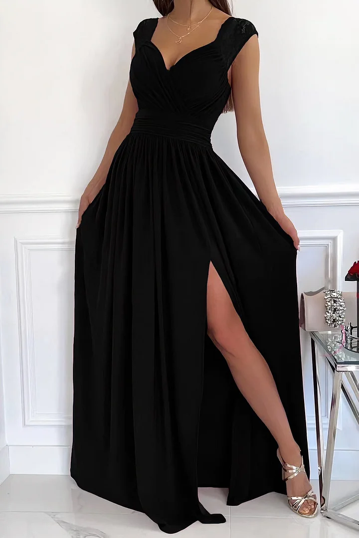 Malena – Ärmelloses Spitzenkleid mit Schlitz am Saum und Rückenausschnitt