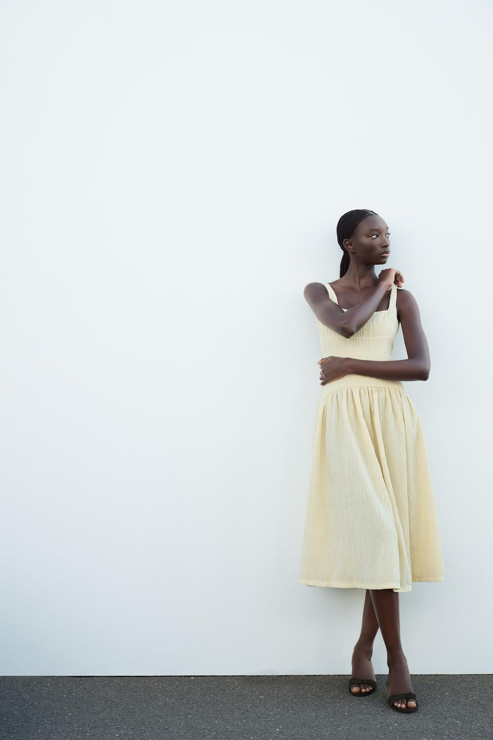 Alyssa | Minimalistisches Sommerkleid