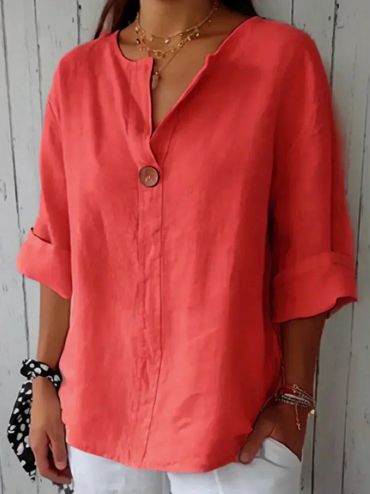 Oriana™ | Zeitlose Bluse mit Ausschnitt