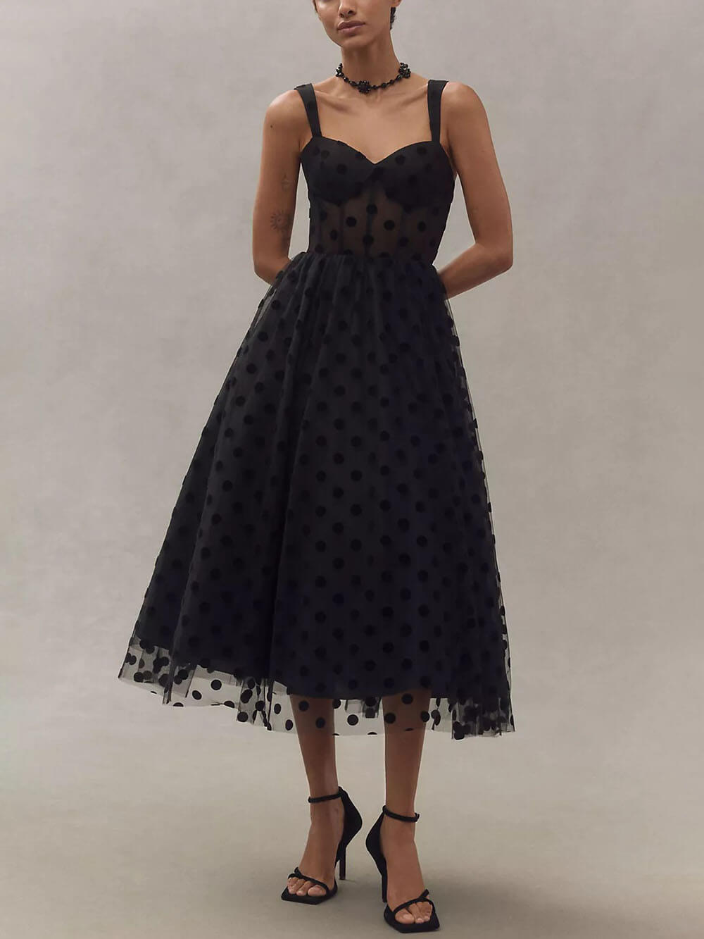Exquisites Perfektes Tüll-Punktmuster Sweetheart Bustier A-Linien Midi-Kleid