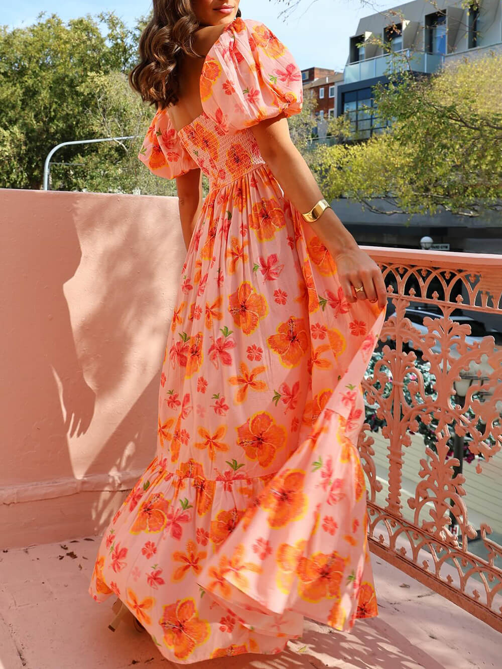 Maxikleid mit Puffärmeln, Blumenmuster, gerafftem Rücken und Tasche