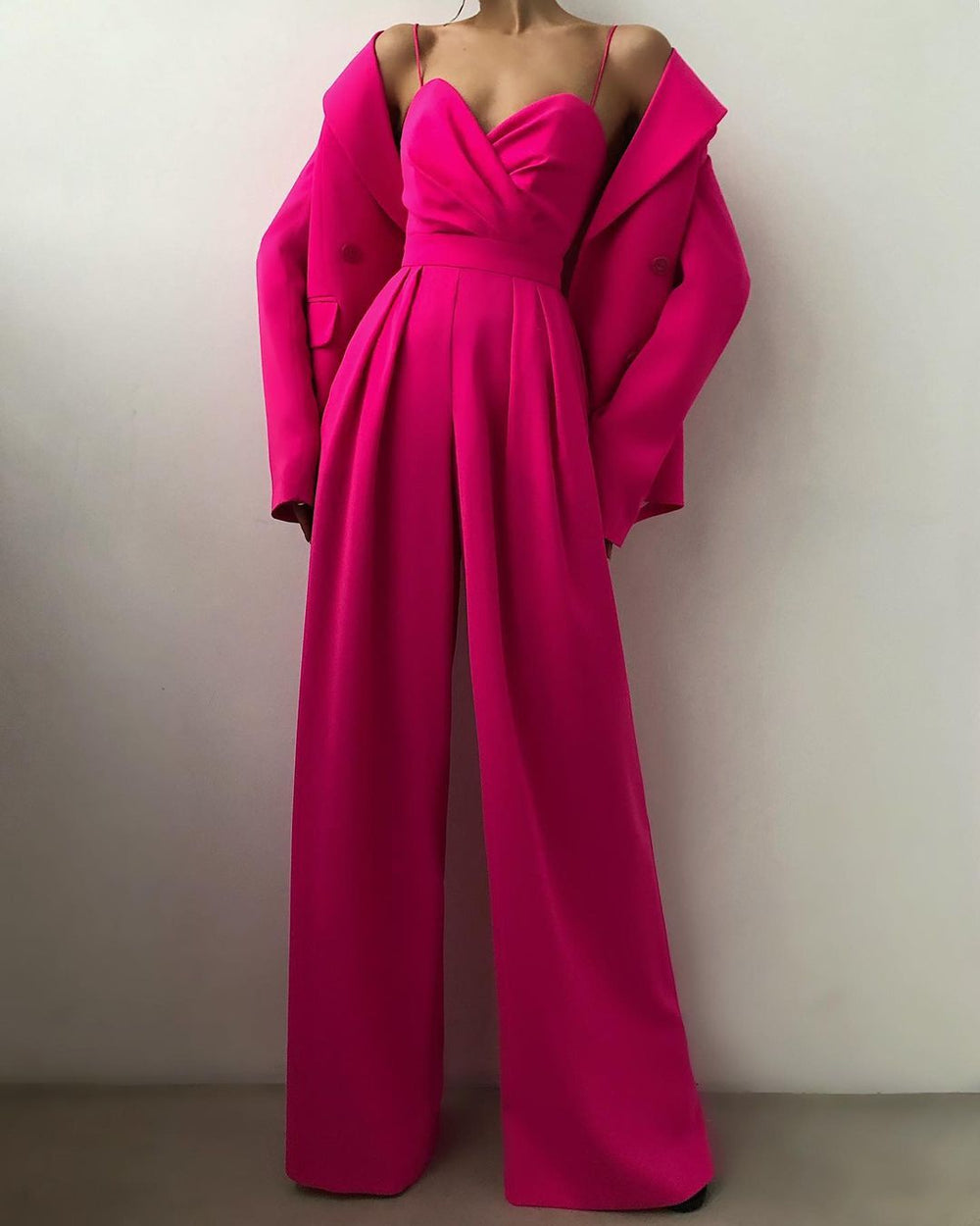 Rebecca | Overall mit geradem Bein, hoher Taille und feinen Trägern