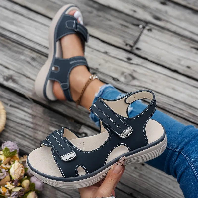 Alia | Bequeme Keilabsatz-Sandalen mit Knöchelriemen