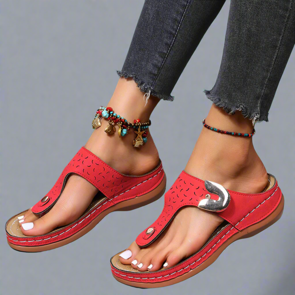 Cameron – Zehenstegsandalen mit Schnalle