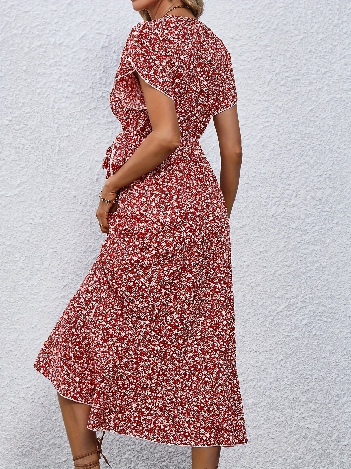 Indie – Kleid mit kleinem Blumenmuster und Schnürung