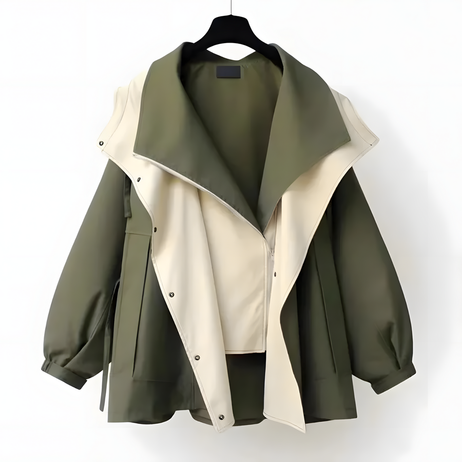 Aleera Weather-Resistant Windbreaker in Green
