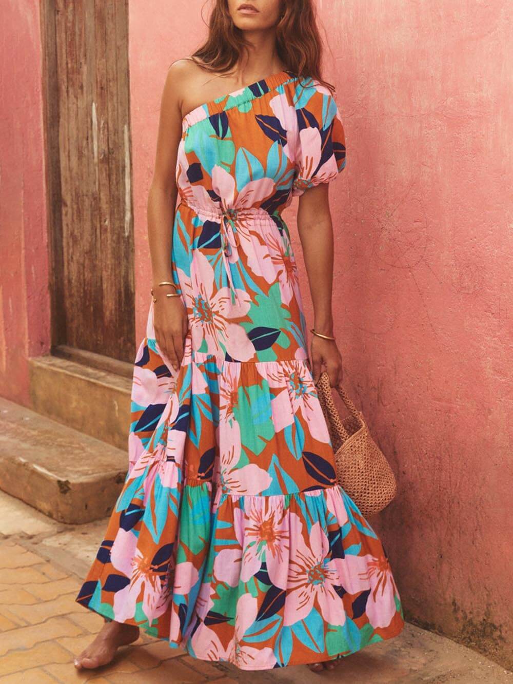 Schulterfreies Kleid mit Palmblatt-Print und floralem Urlaubsstil