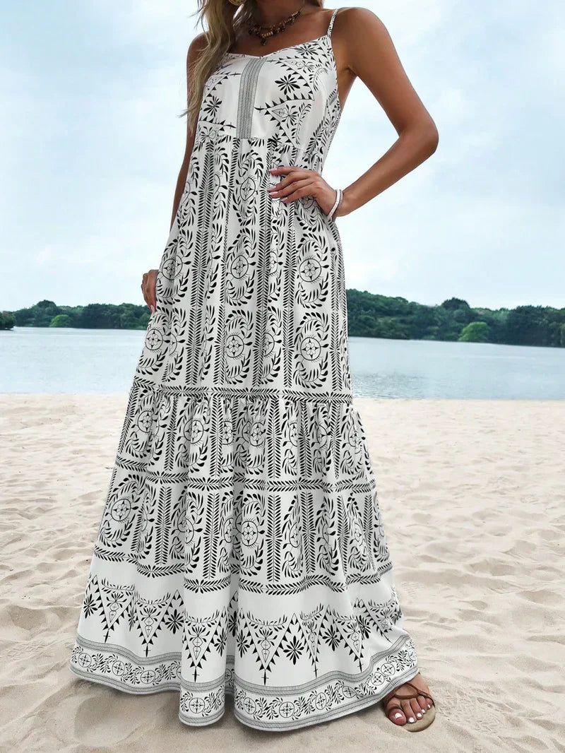 Tropisches Flair: Damen-Cami-Kleid mit Volantsaum und Blumenmuster