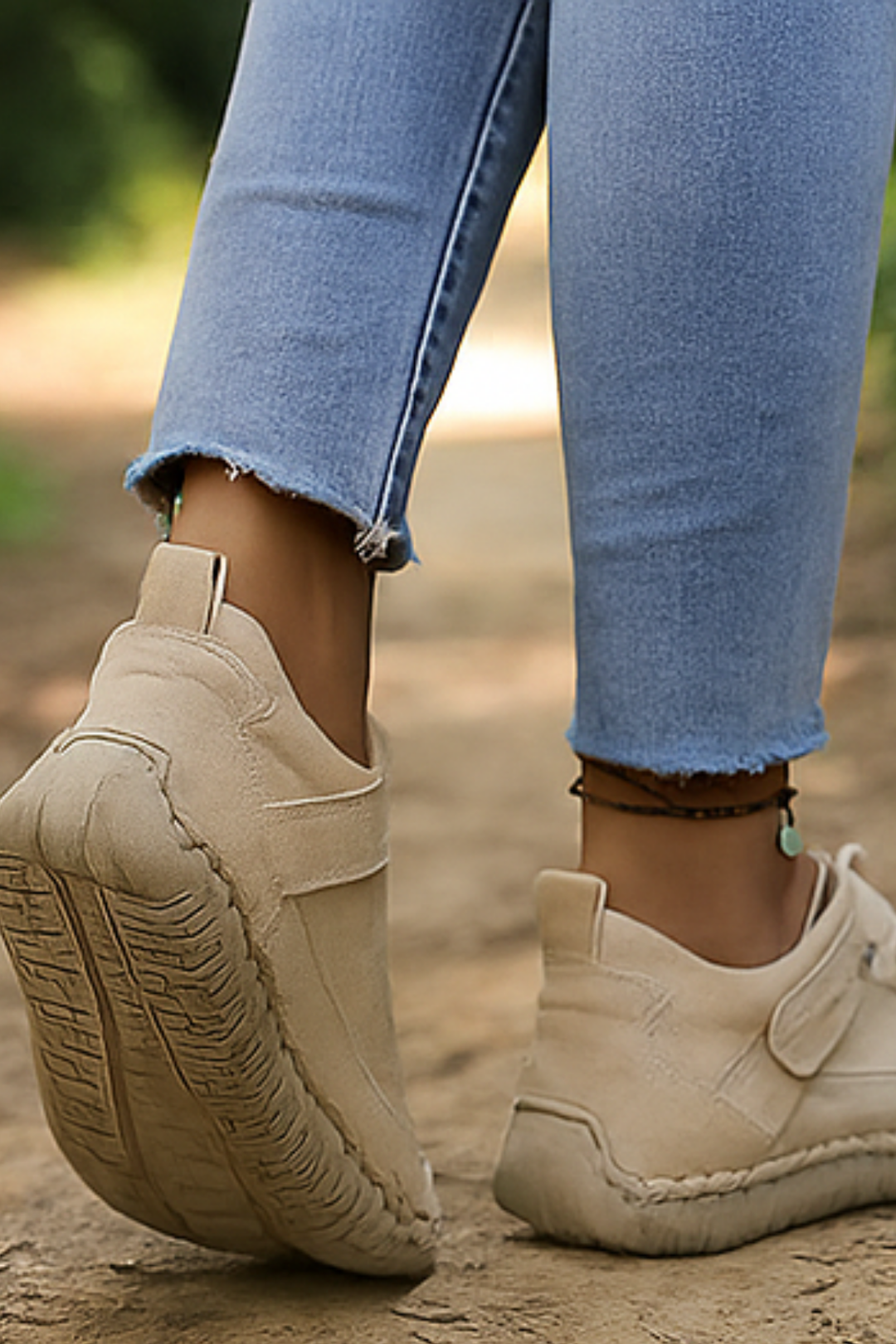 Aleera Sneakers - Beige