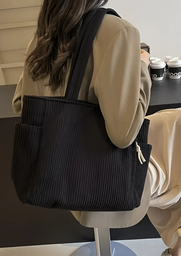 Elaria Gerippte Tragetasche mit Kordel-Detail - Schwarz