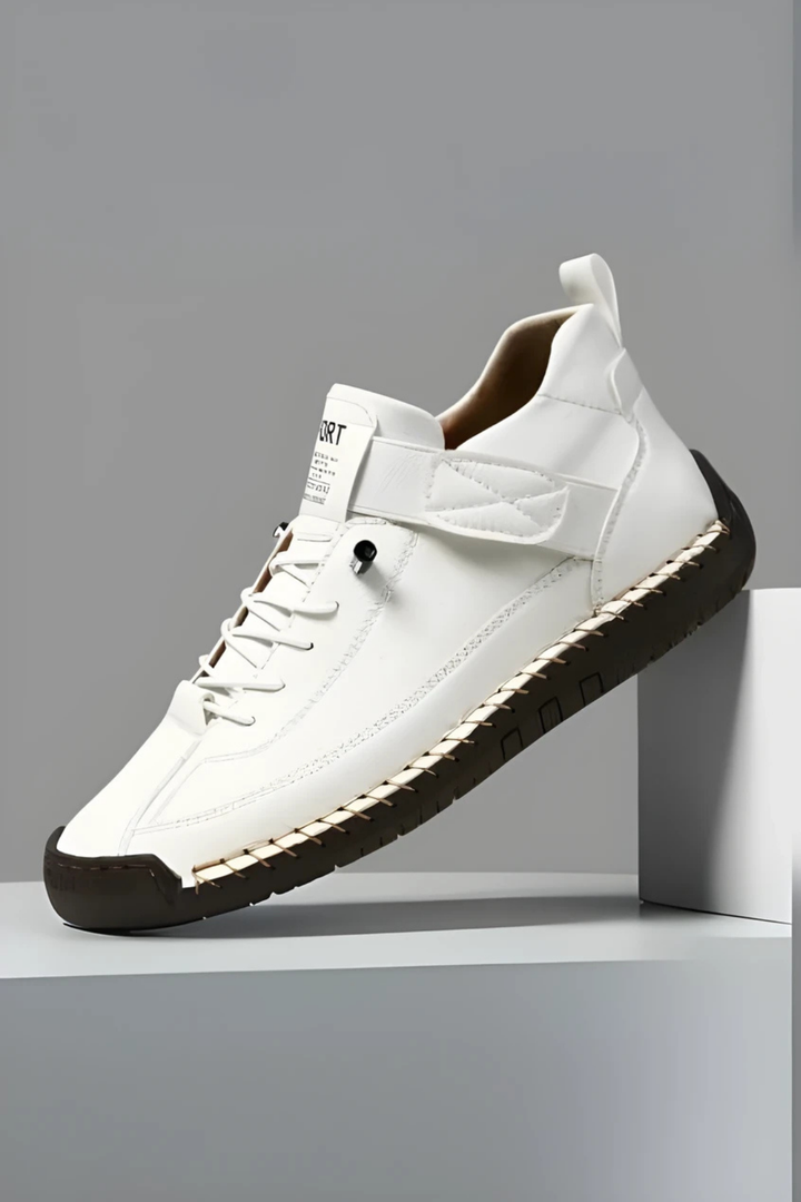 Aleera Sneakers - Weiß (Schwarz Sohle)