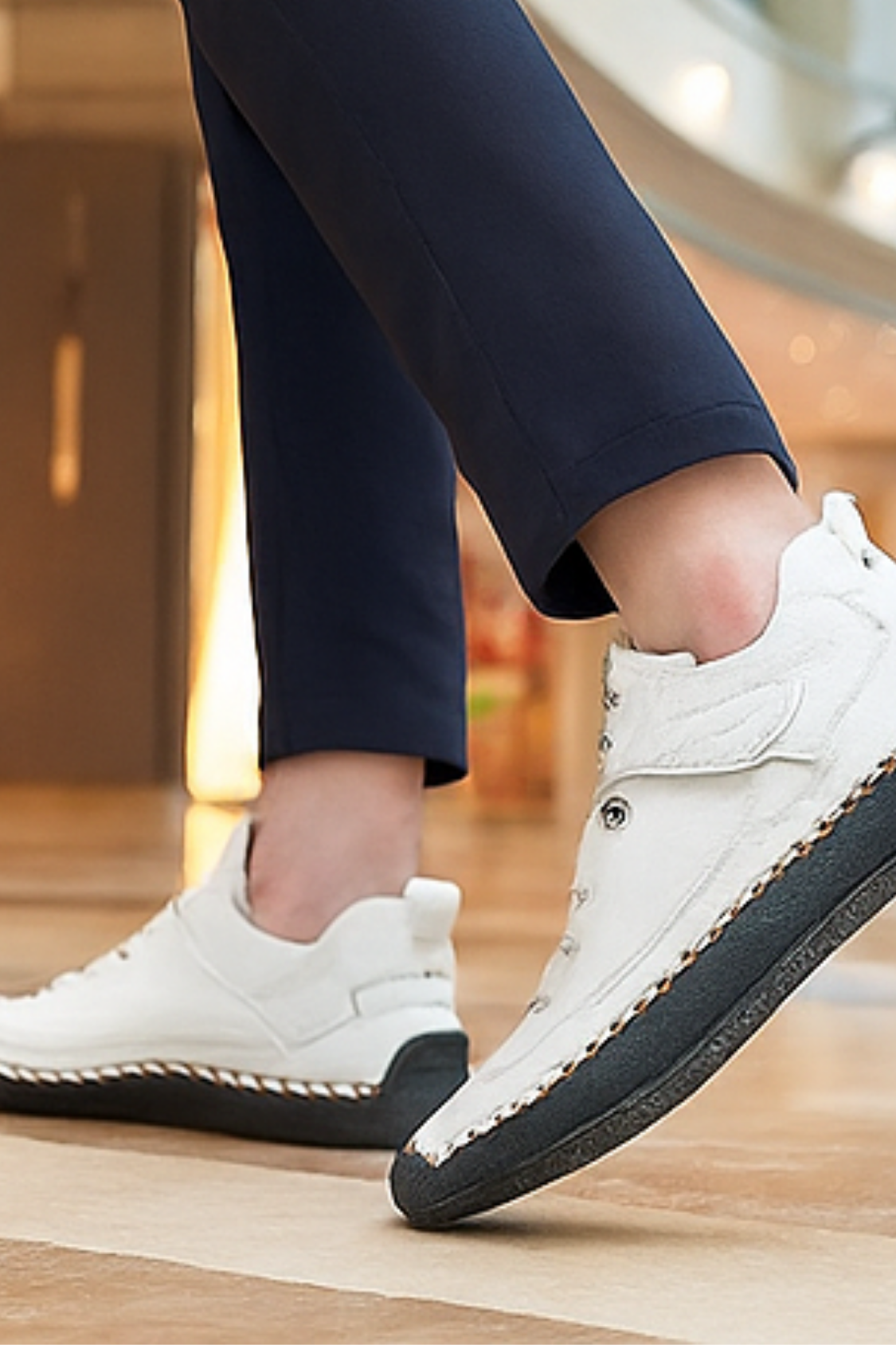 Aleera Sneakers - Weiß (Schwarz Sohle)