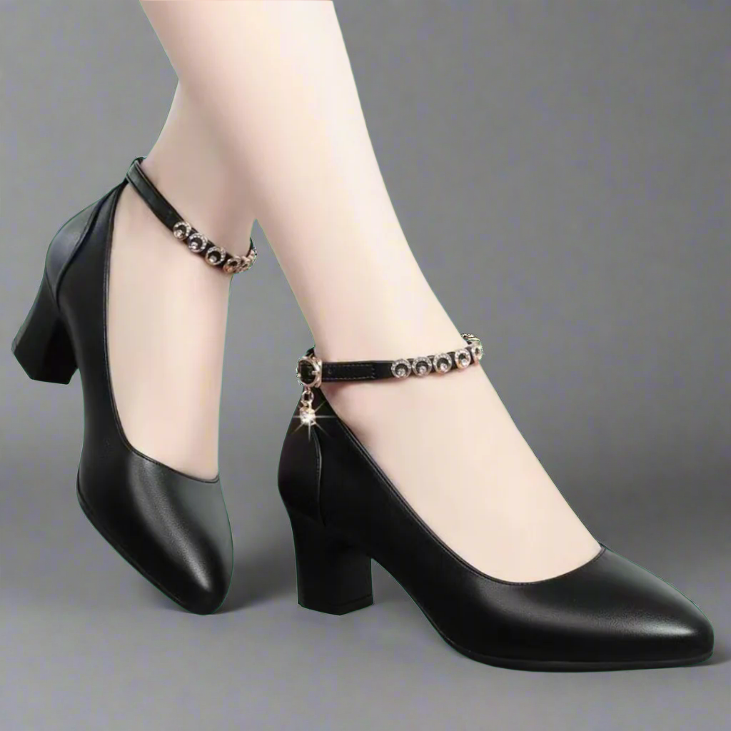 Iselin™ | Pumps aus Premium-Lackleder für Ihren Bürostil