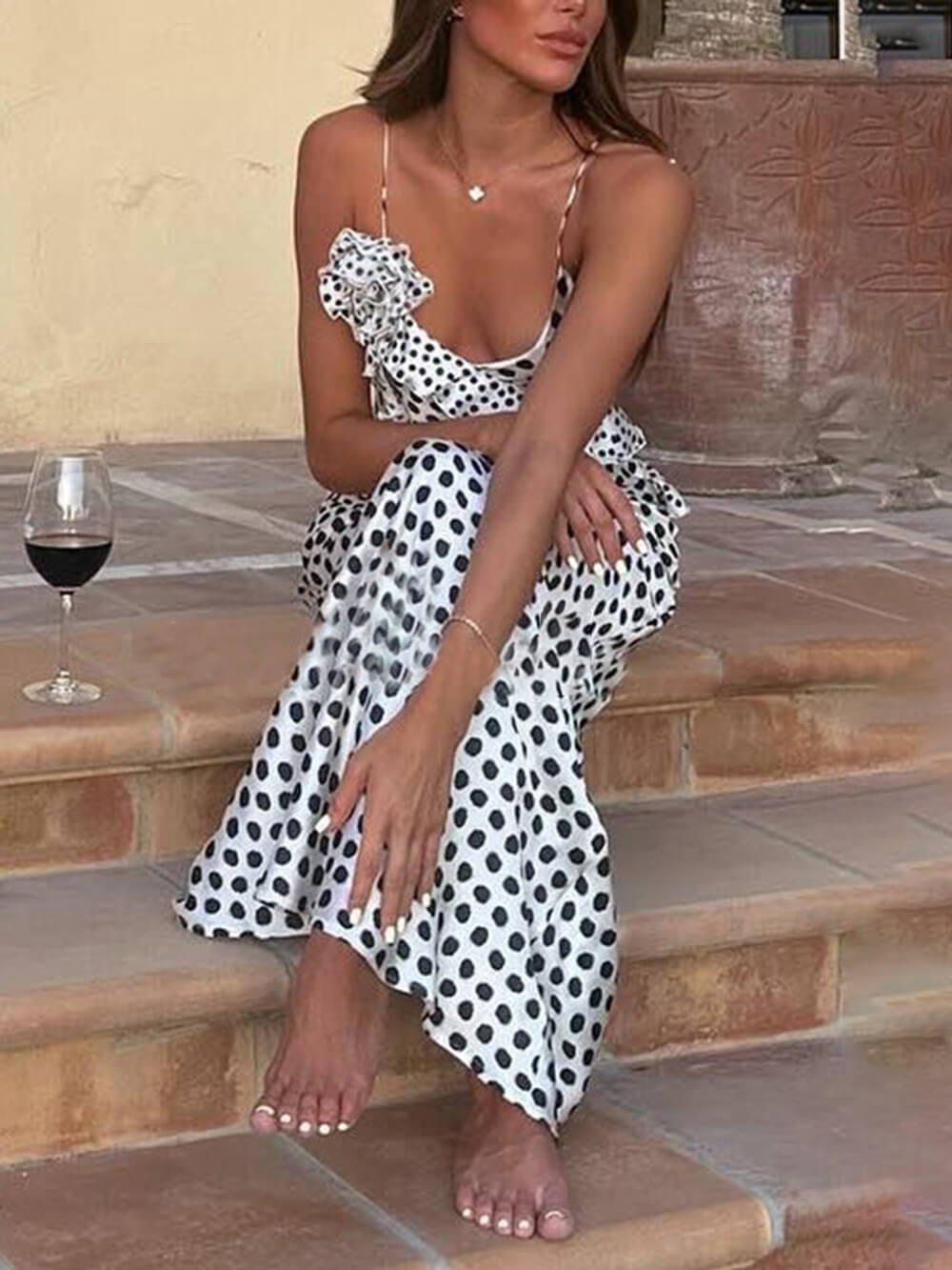 Maxikleid mit Polka-Dot-Muster, fantasievoller Guipure-Spitze und Rüschen-Trägern