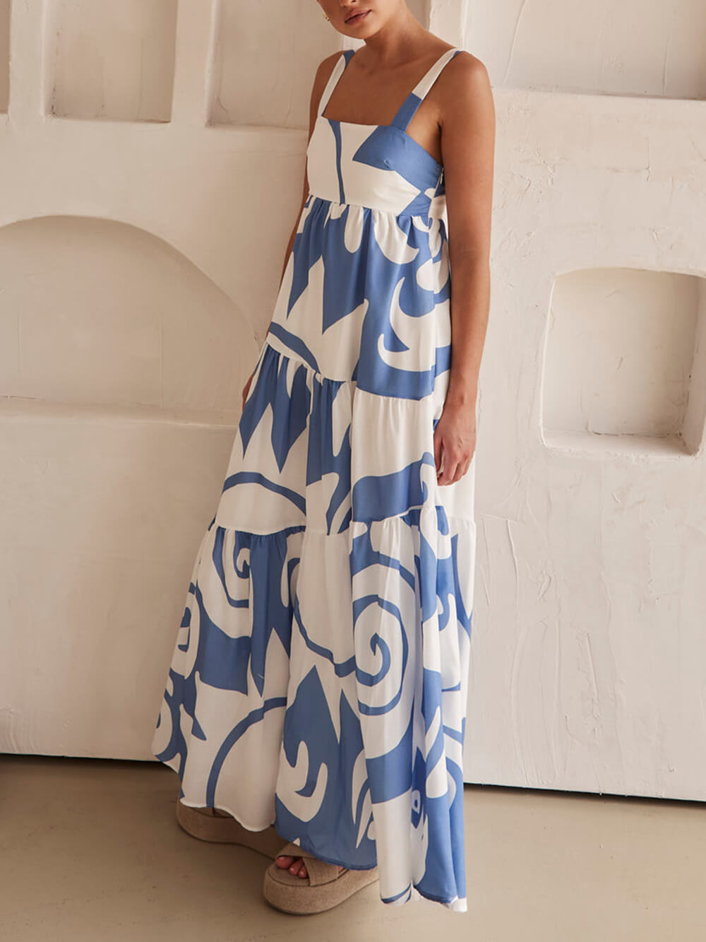 Bezauberndes Maxi-Kleid mit geometrischem Muster
