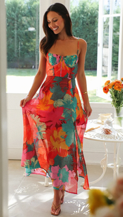Damenkleid mit Spaghettiträgern und Blumendruck – Sexy und Stilvoll