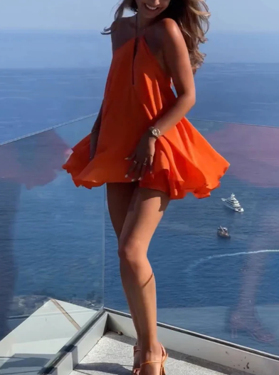 Schickes Minikleid mit Modernem Flair