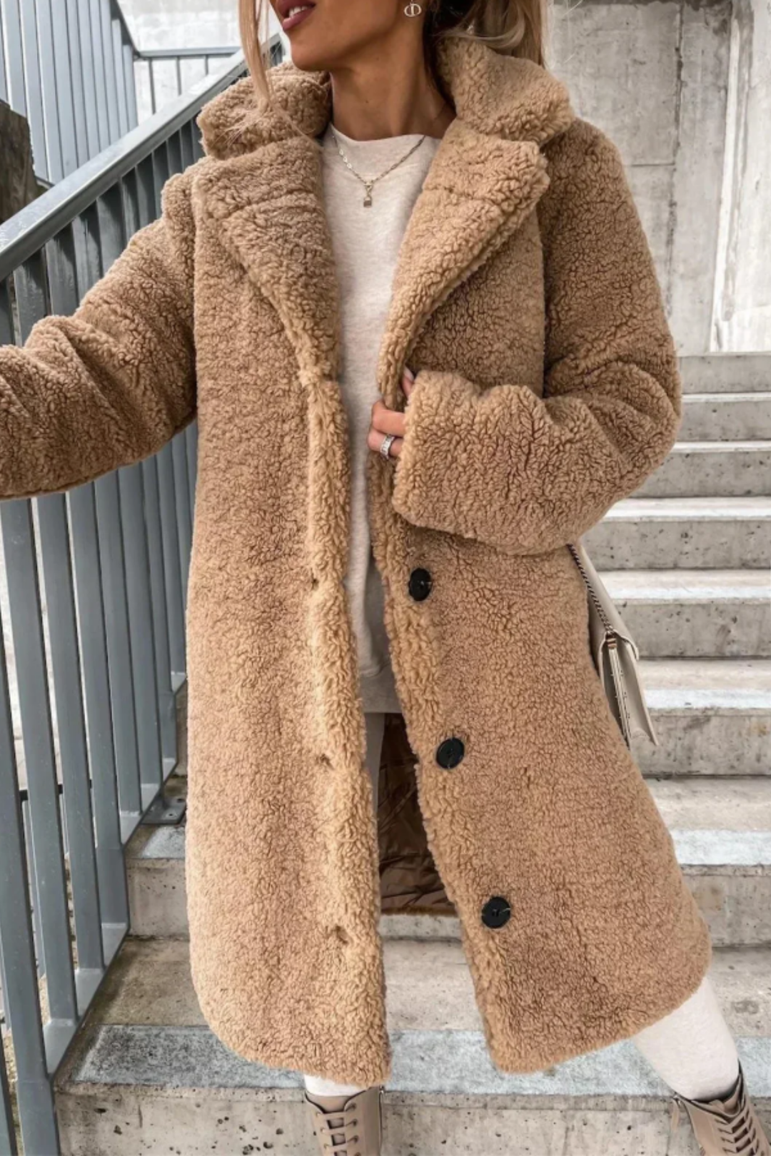 Jess Teddy Mantel - Khaki