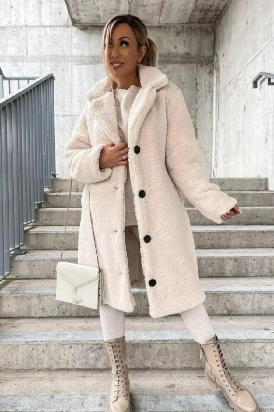 Jess Teddy Coat | White