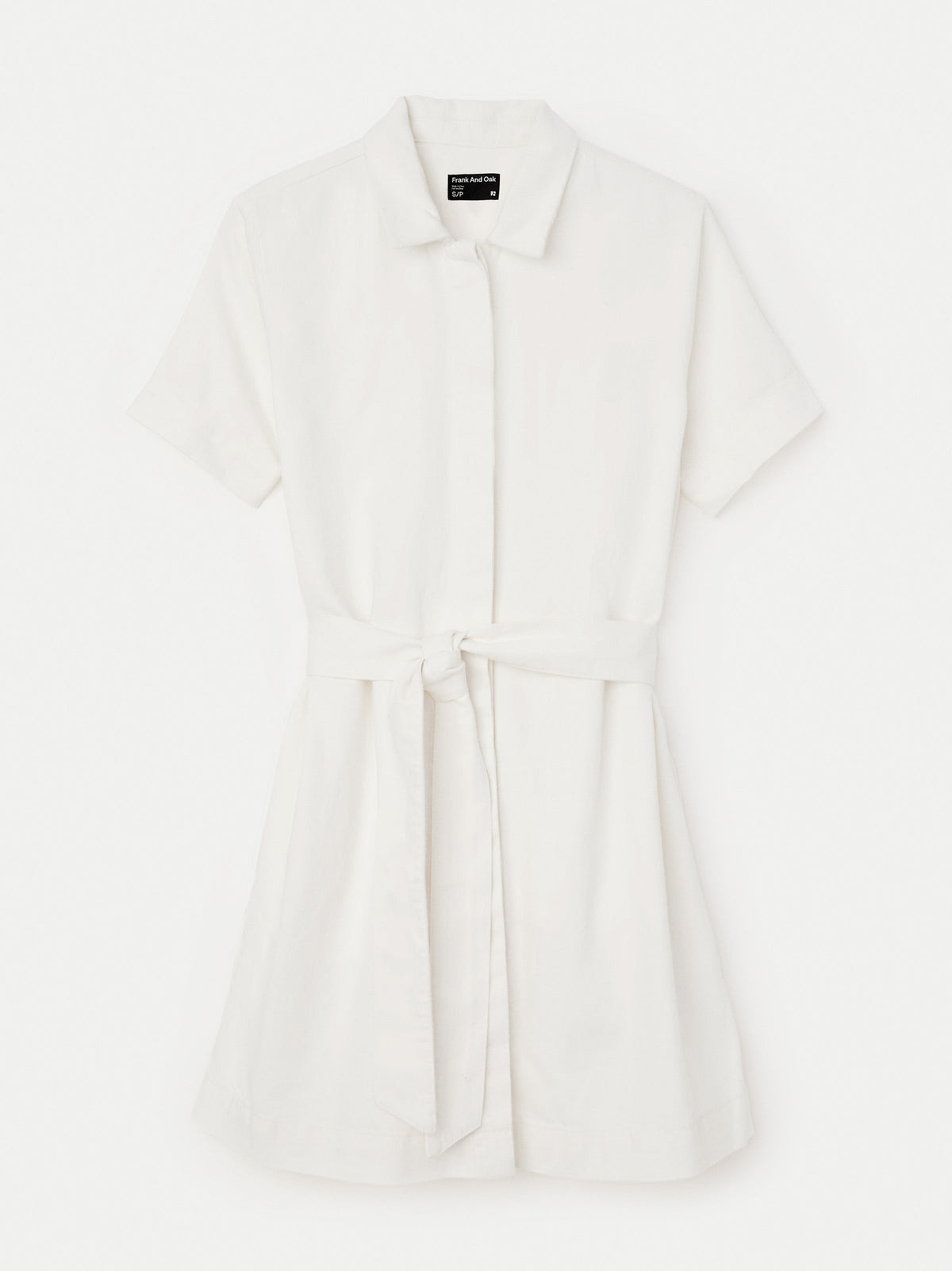 Das Camp-Kragen-Kleid aus baumwollähnlichem Hanf in Offwhite
