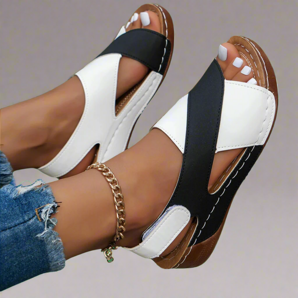 Eila | Handgefertigte Wedgesandalen aus Premium-Material