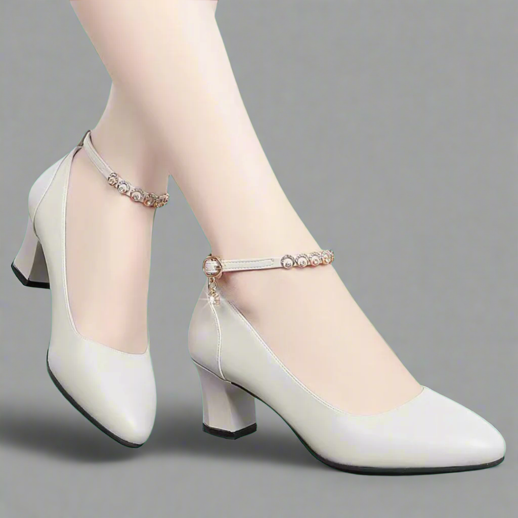 Iselin™ | Pumps aus Premium-Lackleder für Ihren Bürostil
