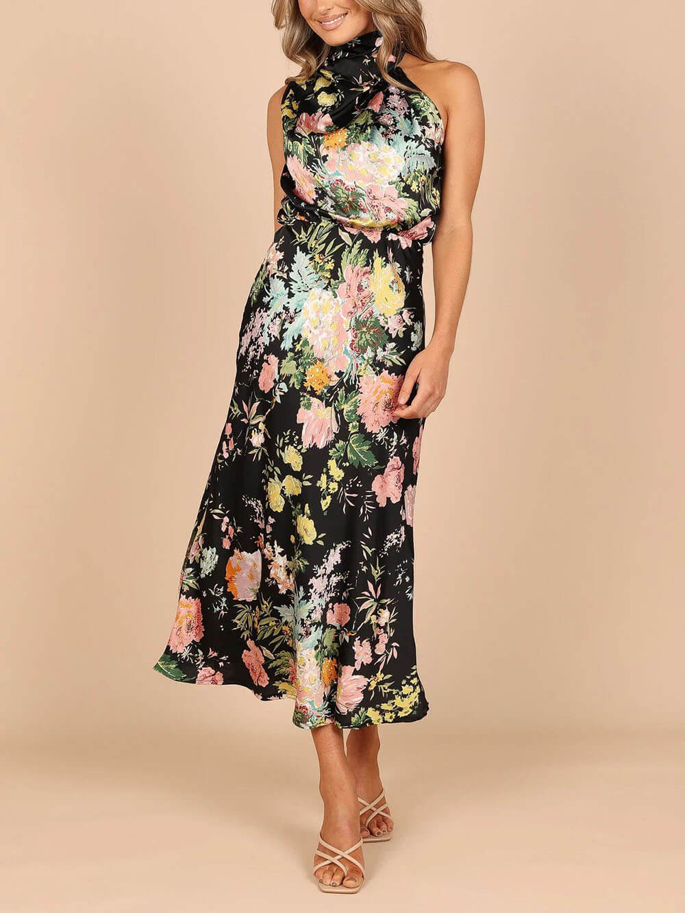 Maxikleid mit Neckholder, floralem Muster und elastischer Taille