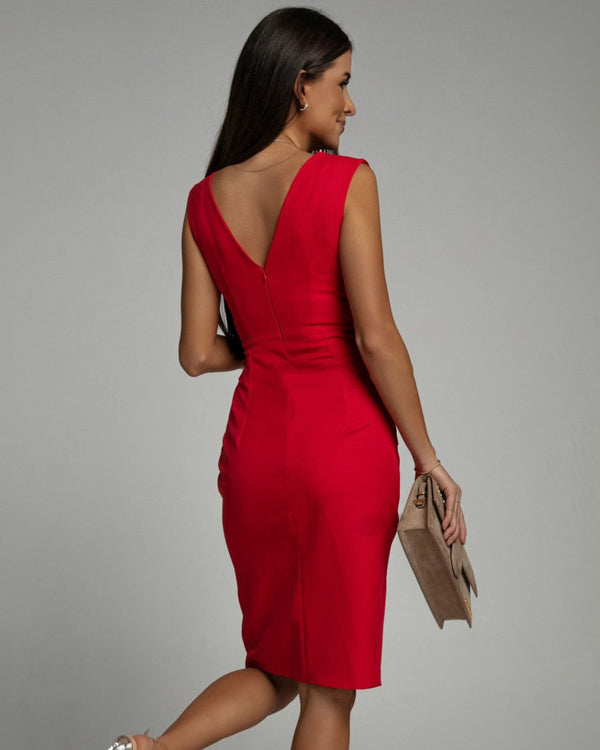 Eng anliegendes Bleistiftkleid mit V-Ausschnitt und elegantem Schlitz