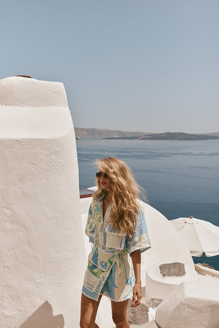 Pierre – Set mit bedrucktem Kurzarmhemd und Minirock mit seitlichem Knoten und welligen Säumen