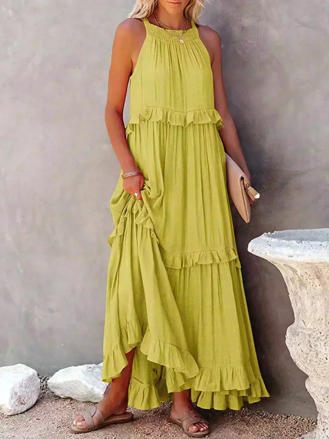 Sarah | Maxikleid mit Rüschen und Halterneck