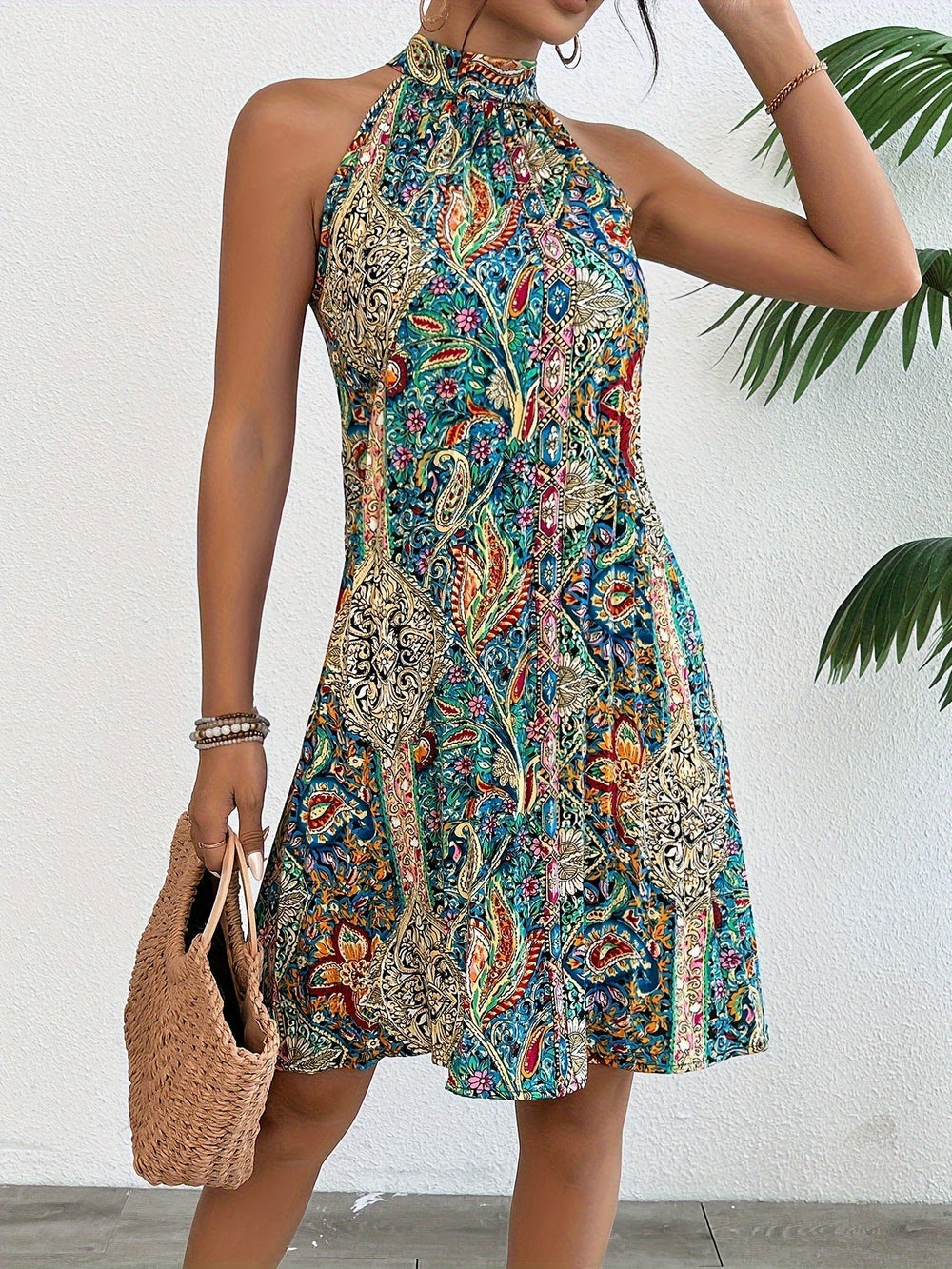 Blaire | Kleid mit plissiertem Neckholder-Ausschnitt
