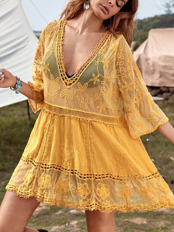 Lockeres Spitzen-Strandkleid als Bikini-Überwurf fürs Urlaubsfeeling