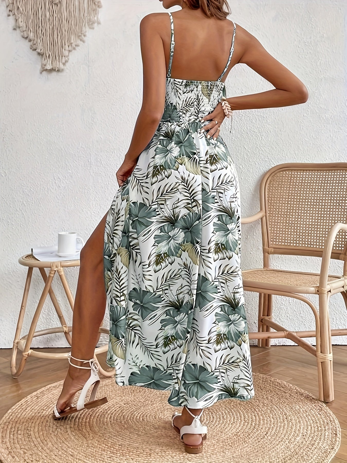 Lorelei – Elegantes Blumenkleid
