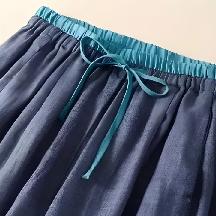 Yndira Leinenhose in Naturton - Blau