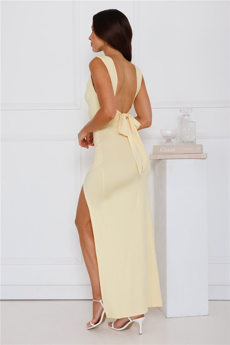Orlaya | Kleid mit flüsternder Blüte