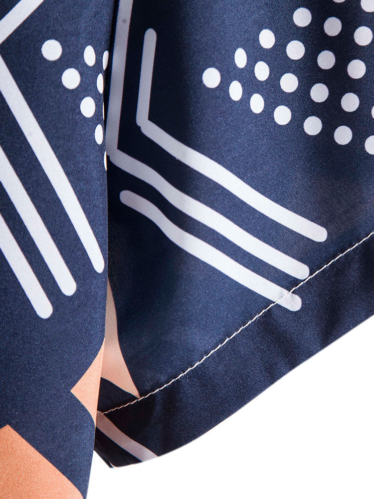 Hemd mit geometrischem Muster & Badehose