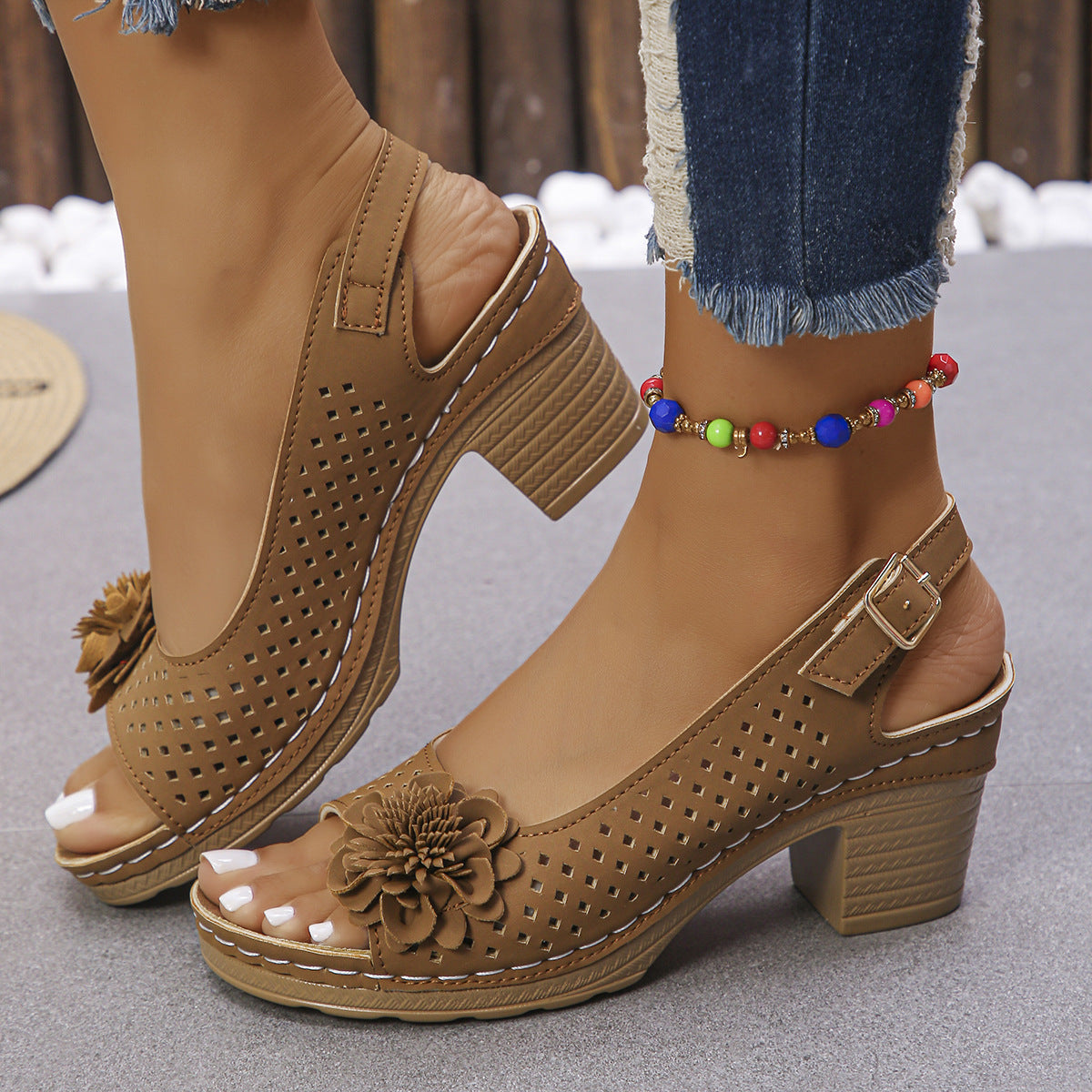 Kalani™ | Schicke Blumensandalen