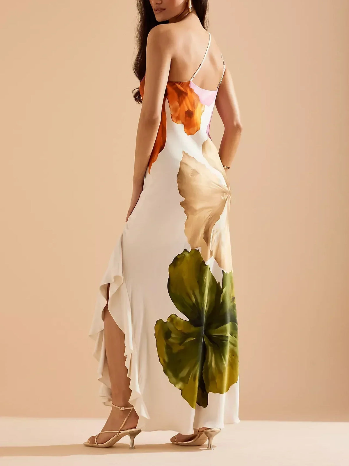 Ein-Schulter Maxikleid mit Spaghettiträgern