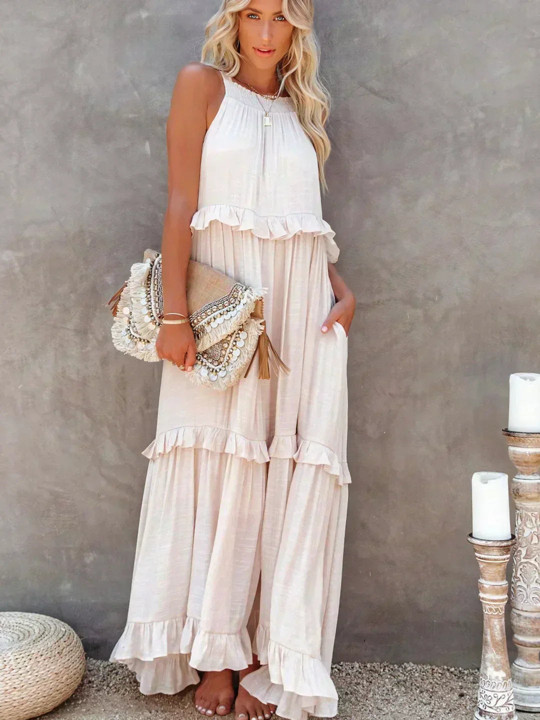 Sarah | Maxikleid mit Rüschen und Halterneck
