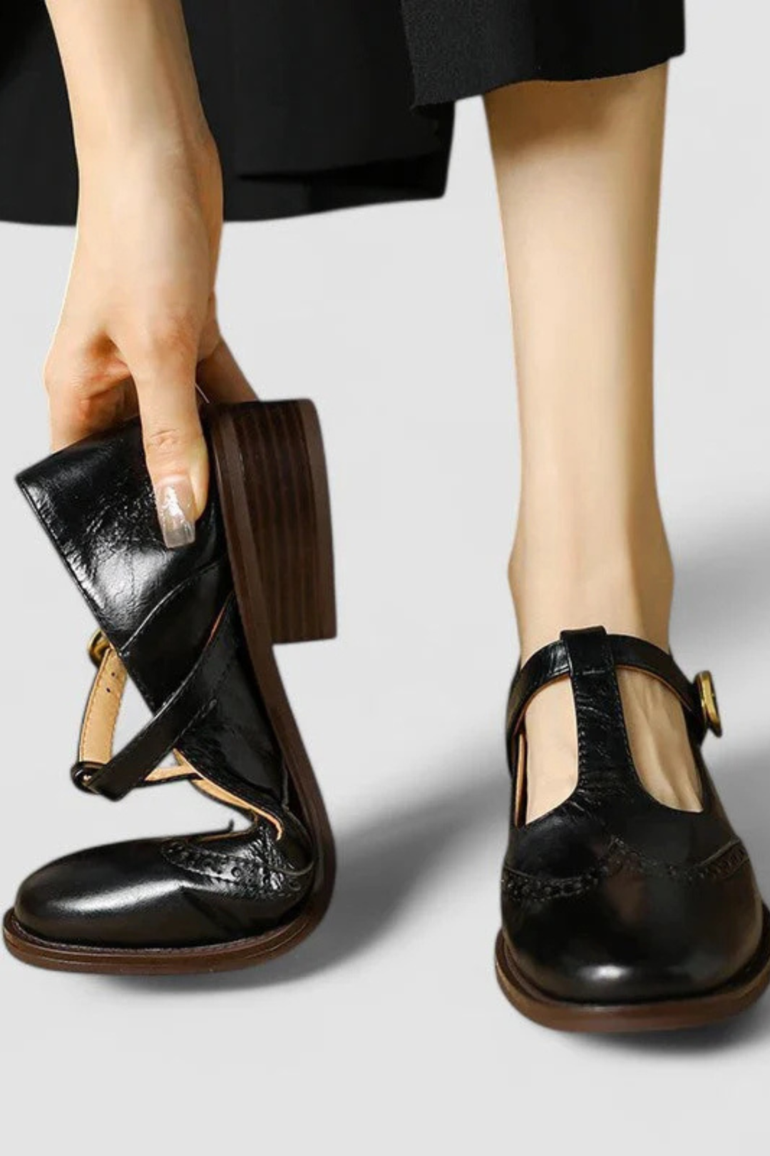 Livia | Klassische Ledersandale