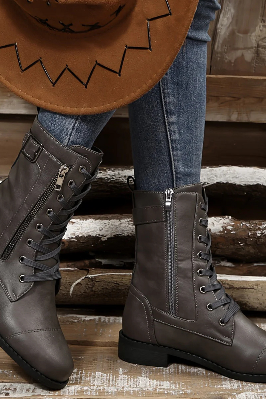 Miya Zip-Up Leather Boot Grau