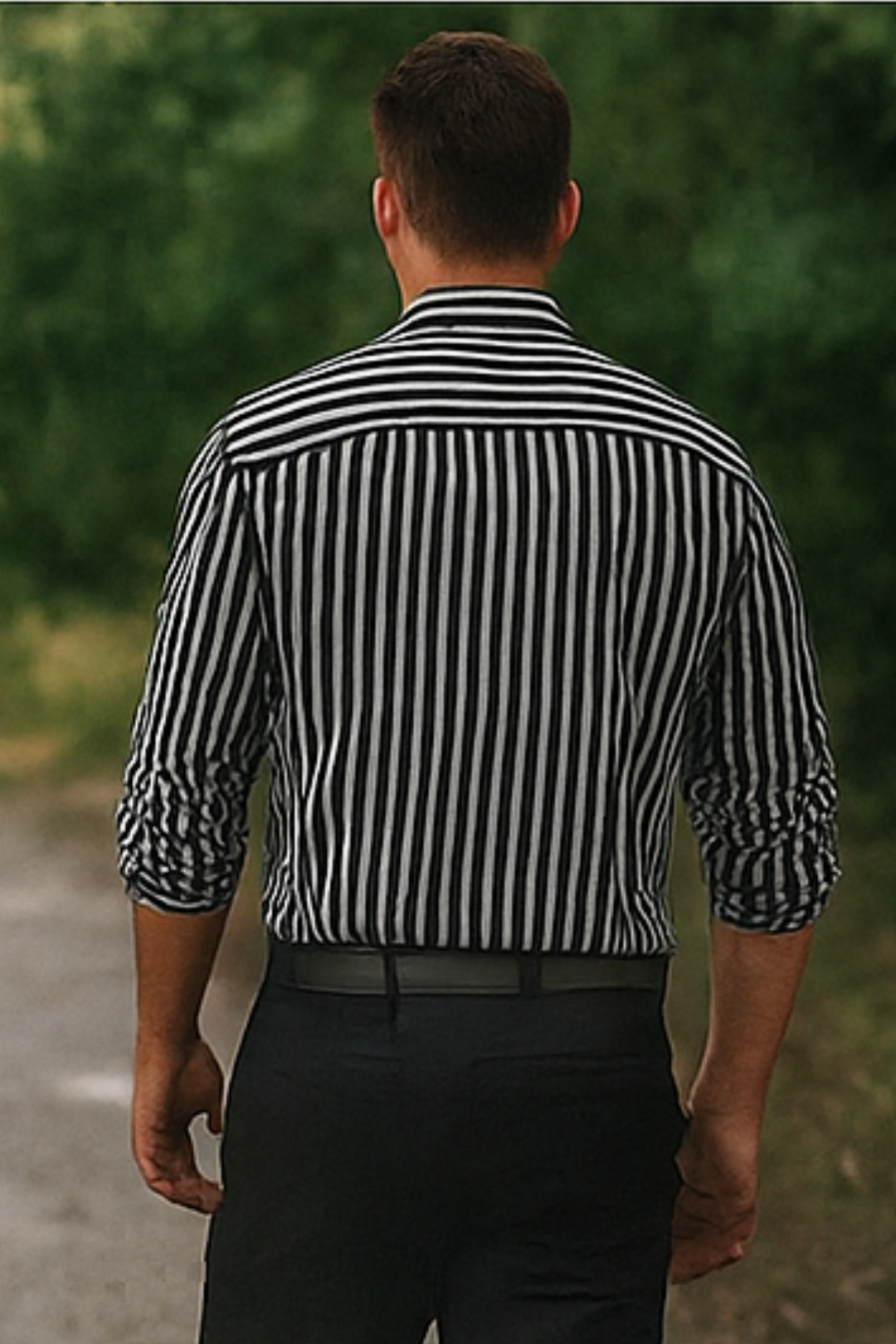 William Elegantes Gestreiftes Hemd - Schwarz