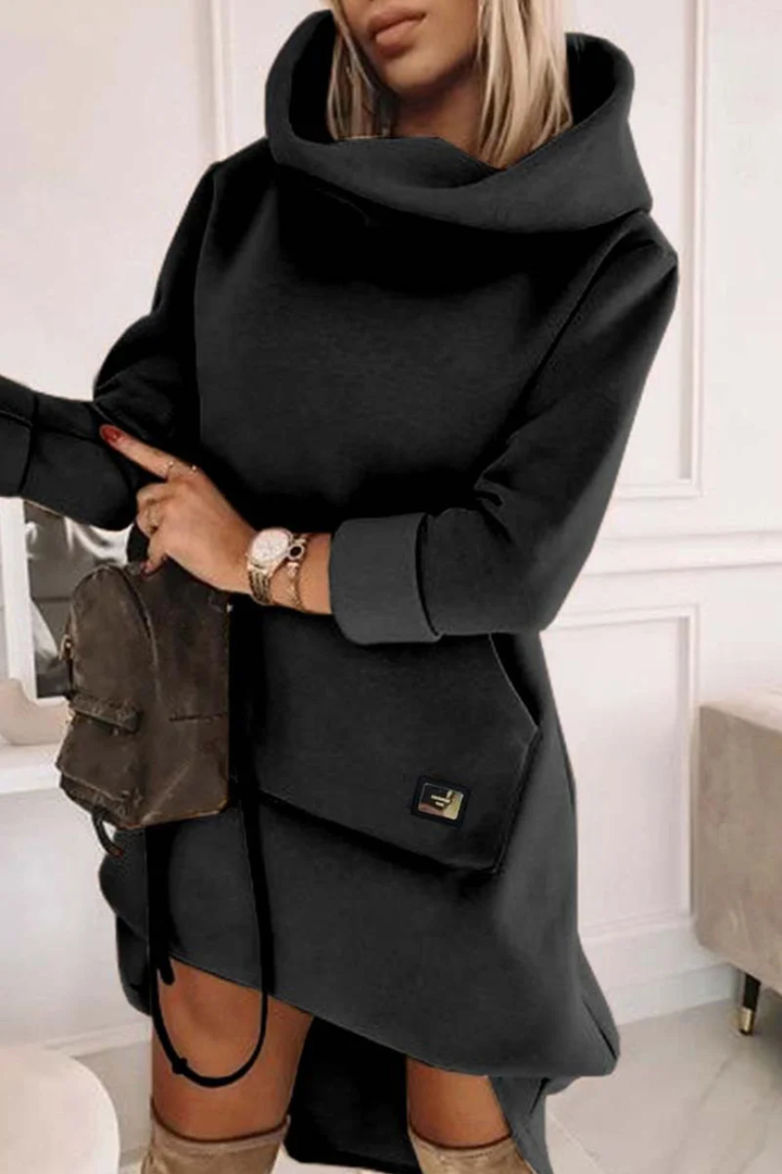 Stylisches Kleid mit Patchwork und Wasserfallausschnitt
