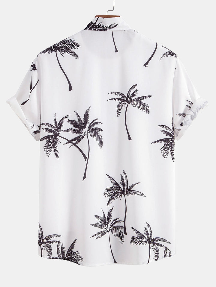 Hemd mit Palmen-Print und Badehose mit Streifenmuster