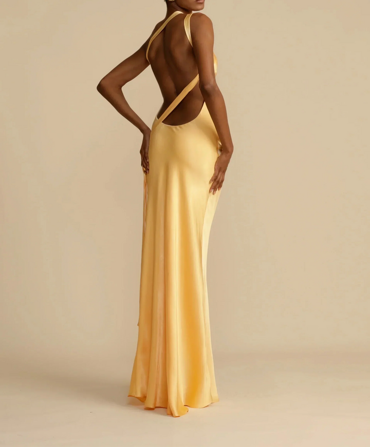 Langes Satinkleid mit asymmetrischem Ein-Schulter-Design und offenem Rücken