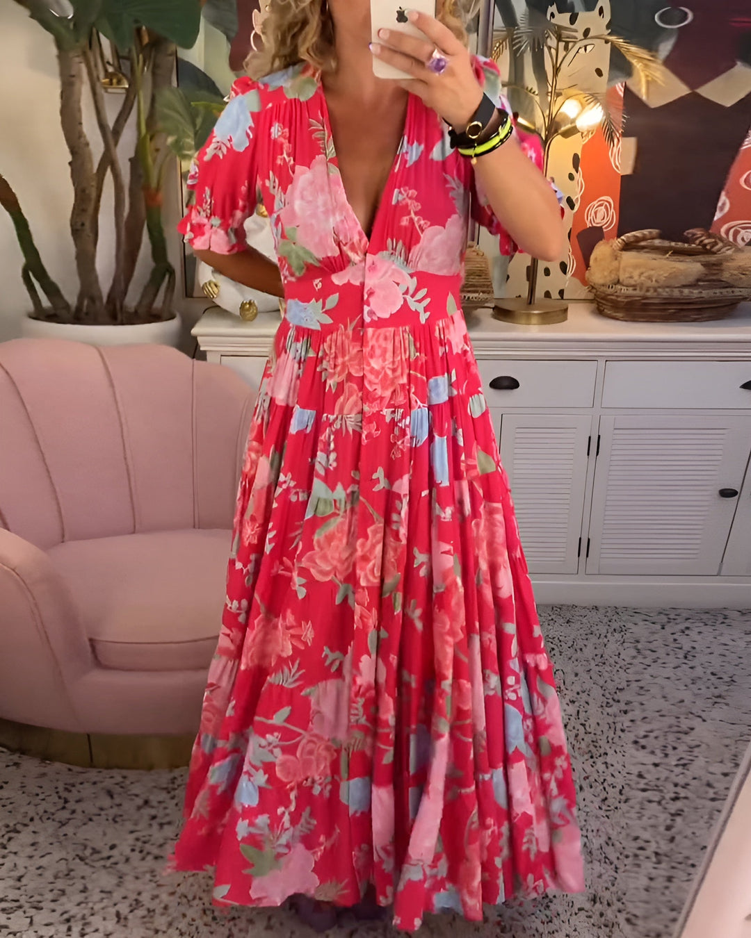 Carine | Kleid mit V-Ausschnitt, Taschen und Blumenmuster
