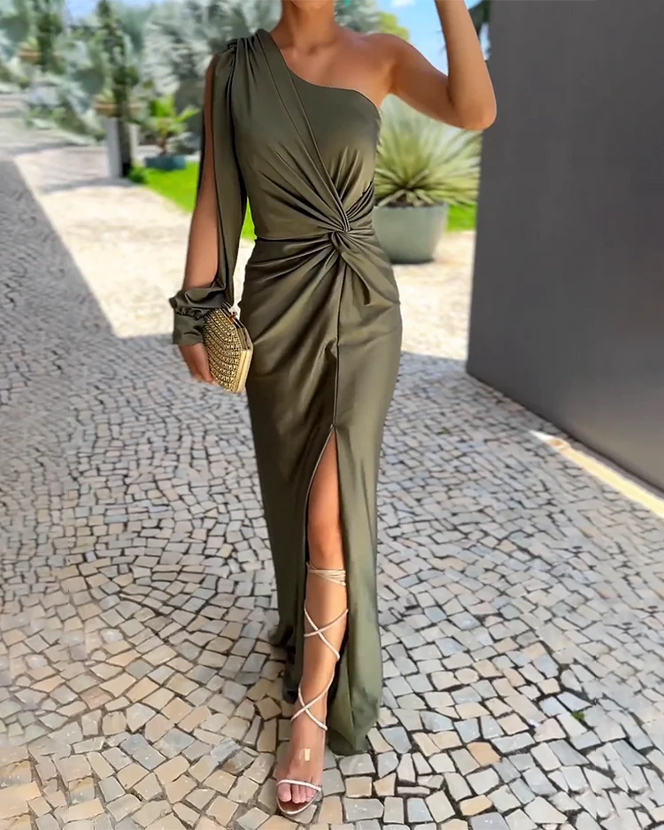 Mila – Plissiertes Ein-Schulter-Kleid