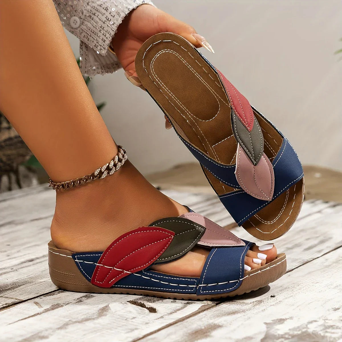 TALVINA™ | Bequeme Pantoletten mit bequemer Passform